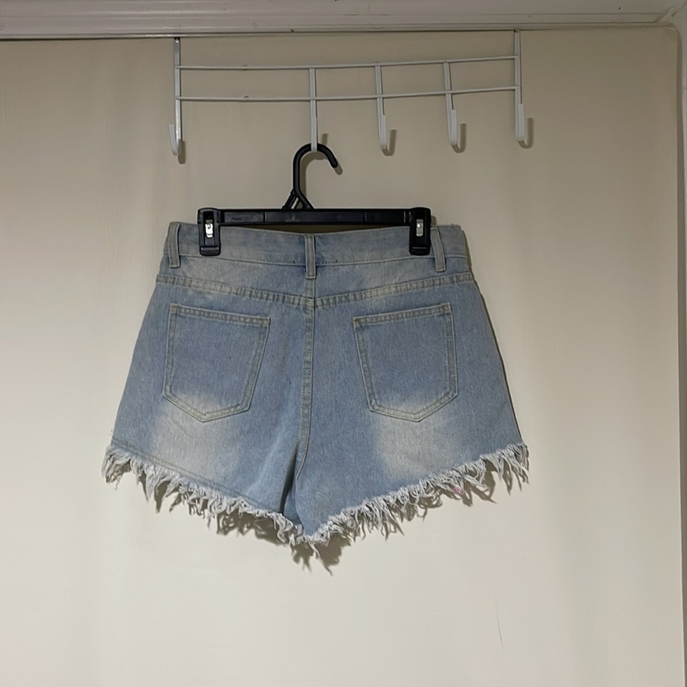J NNA Denim Shorts with Pearl Accents Large - Picture 7 of 10